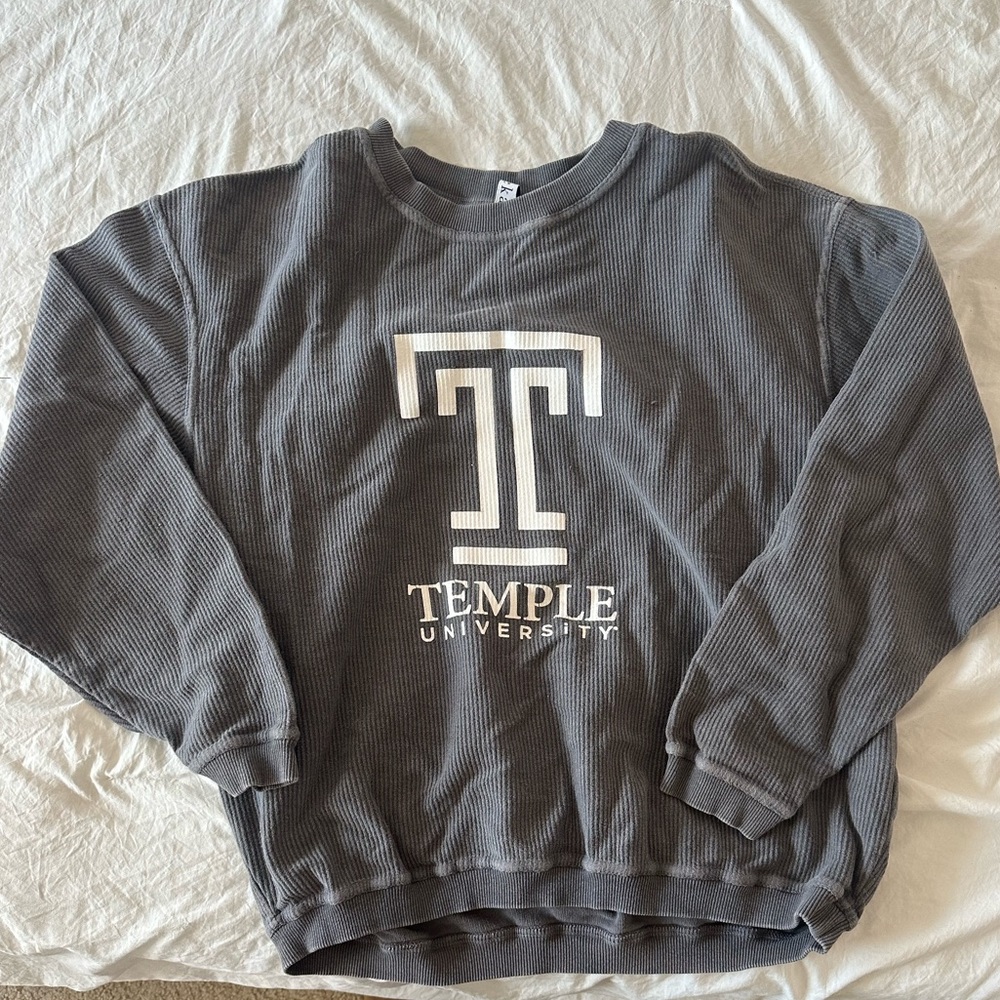 Temple long sleeve shirt